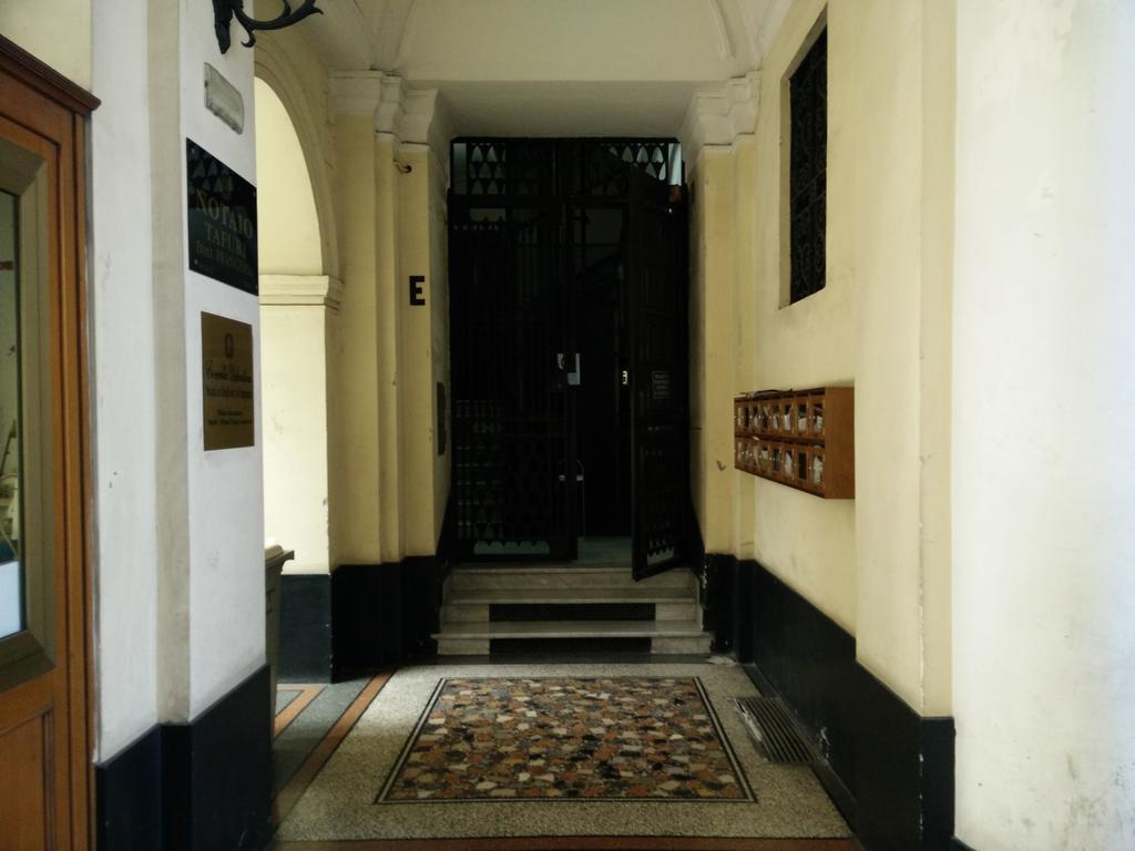 Caesar Napoli Hotel Luaran gambar